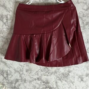 Elegant Burgundy Leather Skirt